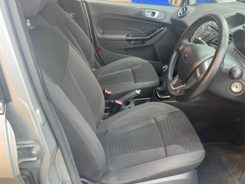 Ford Fiesta 1.25 Zetec Euro 6 5dr 22