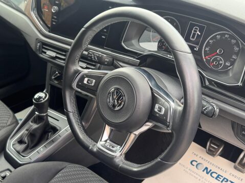 Volkswagen Polo 1.0 TSI R-Line Euro 6 (s/s) 5dr 29