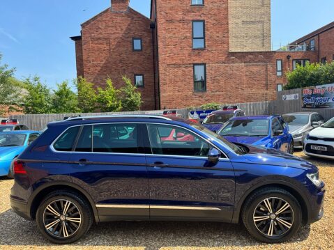 Volkswagen Tiguan 1.4 TSI SE Navigation DSG 4Motion Euro 6 (s/s) 5dr 3