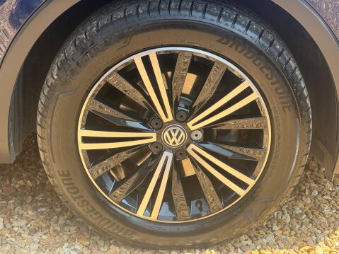 Volkswagen Tiguan 1.4 TSI SE Navigation DSG 4Motion Euro 6 (s/s) 5dr 34