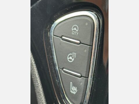 Vauxhall Corsa 1.4i ecoTEC Griffin Euro 6 3dr 17