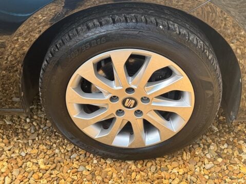 SEAT Leon 1.6 TDI SE Euro 6 (s/s) 5dr 16