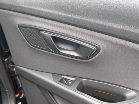 SEAT Leon 1.6 TDI SE Euro 6 (s/s) 5dr 18