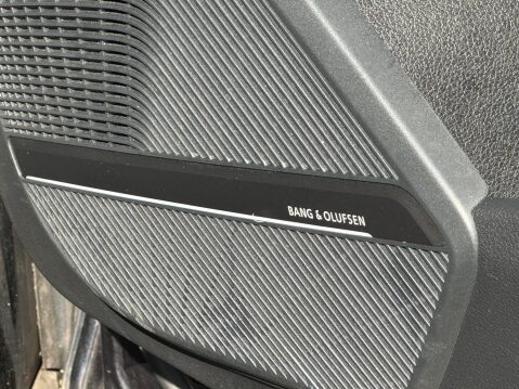 Audi Q5 2.0 TFSI 45 S line S Tronic quattro Euro 6 (s/s) 5dr 32