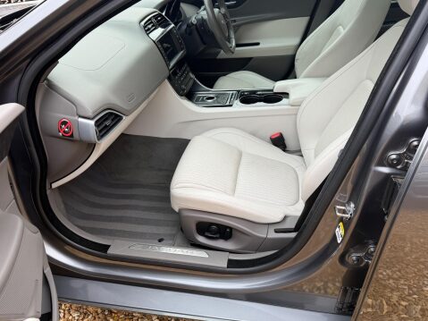 Jaguar XE 2.0 GTDi Portfolio Auto Euro 6 (s/s) 4dr 44