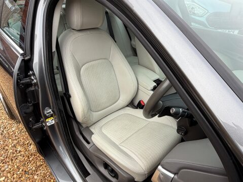 Jaguar XE 2.0 GTDi Portfolio Auto Euro 6 (s/s) 4dr 17