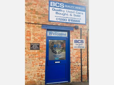 Nissan Juke 1.0 DIG-T Tekna DCT Auto Euro 6 (s/s) 5dr 53