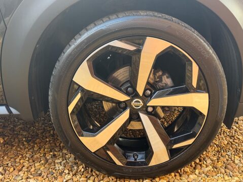 Nissan Juke 1.0 DIG-T Tekna DCT Auto Euro 6 (s/s) 5dr 51