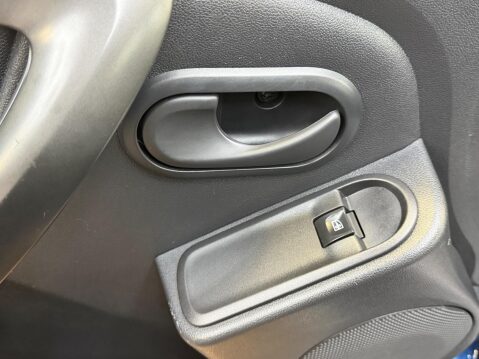 Dacia Duster 1.5 dCi Laureate Prime Euro 6 (s/s) 5dr 36