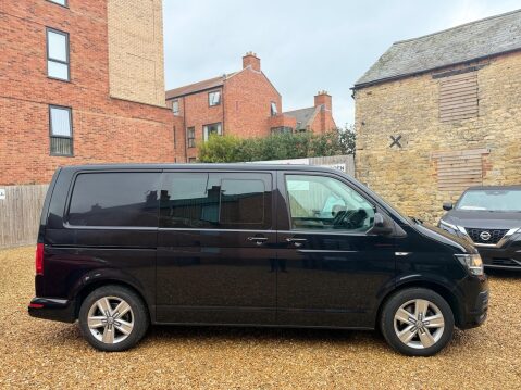 Volkswagen Transporter 2.0 TDI T32 BlueMotion Tech Highline Kombi DSG FWD SWB Euro 5 (s/s) 5dr 21
