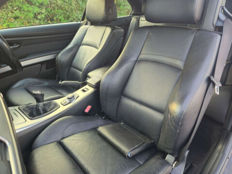 BMW 3 Series 3.0 325d M Sport Euro 5 2dr 23