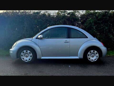Volkswagen Beetle 1.6 Luna Euro 4 3dr 2