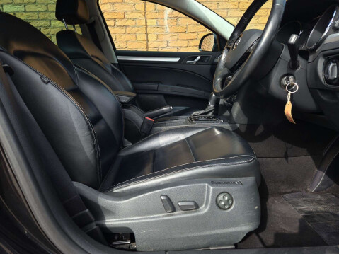 Skoda Superb 2.0 TDI Elegance DSG Euro 5 (s/s) 5dr 21