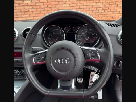 Audi TT 2.0 TT FSI 3dr 26