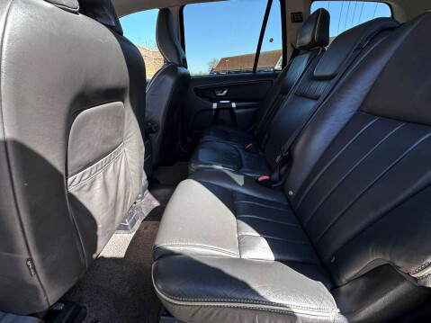 Volvo XC90 2.4 XC90 SE Luxury AWD D5 Auto 4WD 5dr 20