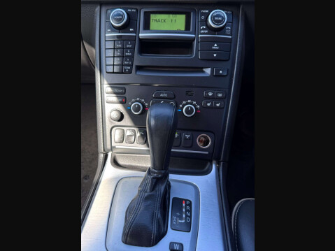 Volvo XC90 2.4 XC90 SE Luxury AWD D5 Auto 4WD 5dr 21