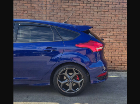 Ford Focus 2.0 Focus ST-3 T 5dr 17