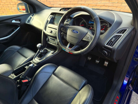 Ford Focus 2.0 Focus ST-3 T 5dr 52