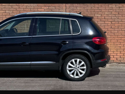 Volkswagen Tiguan 2.0 TDI BlueMotion Tech Match 2WD Euro 5 (s/s) 5dr 13