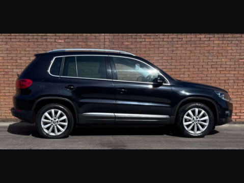 Volkswagen Tiguan 2.0 TDI BlueMotion Tech Match 2WD Euro 5 (s/s) 5dr 23