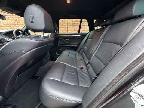 BMW 5 Series 2.0 520d M Sport Auto 5dr 29