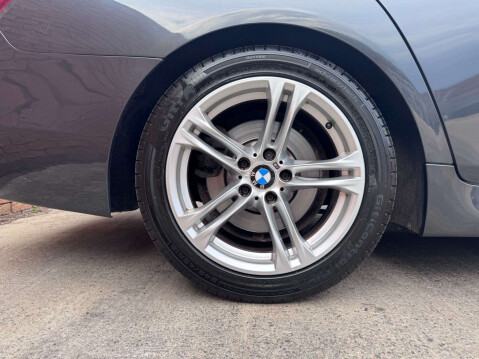 BMW 5 Series 2.0 520d M Sport Auto 5dr 35
