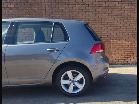 Volkswagen Golf 1.6 Golf Match TDI BlueMotion Technology Semi-Auto 5dr 10