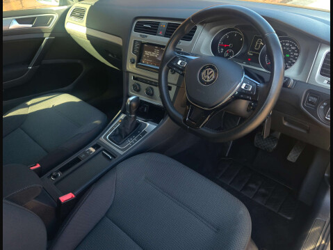 Volkswagen Golf 1.6 Golf Match TDI BlueMotion Technology Semi-Auto 5dr 27