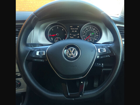 Volkswagen Golf 1.6 Golf Match TDI BlueMotion Technology Semi-Auto 5dr 29