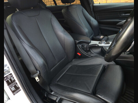 BMW 3 Series 2.0 320d M Sport Auto 4dr 27