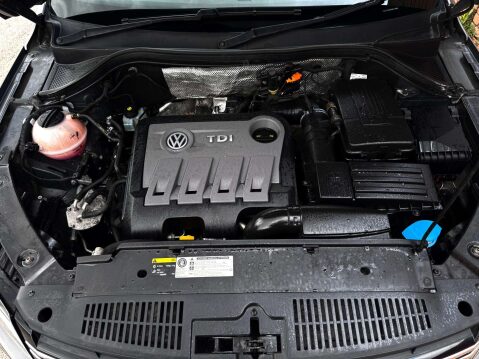 Volkswagen Tiguan 2.0 Tiguan SE TDI BlueMotion Technology 4Motion 4WD 5dr 17