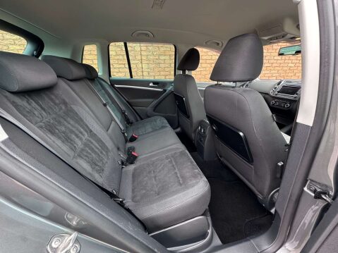Volkswagen Tiguan 2.0 Tiguan SE TDI BlueMotion Technology 4Motion 4WD 5dr 20
