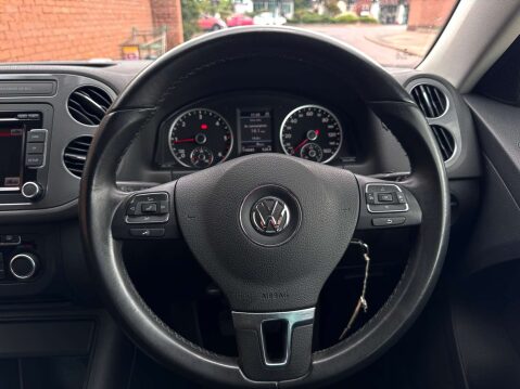 Volkswagen Tiguan 2.0 Tiguan SE TDI BlueMotion Technology 4Motion 4WD 5dr 24