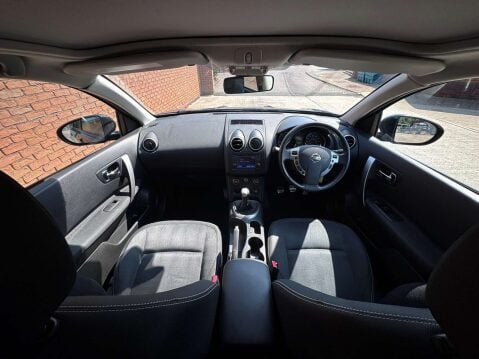Nissan Qashqai 1.6 Qashqai N-Tec 5dr 17