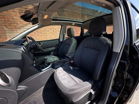 Nissan Qashqai 1.6 Qashqai N-Tec 5dr 32