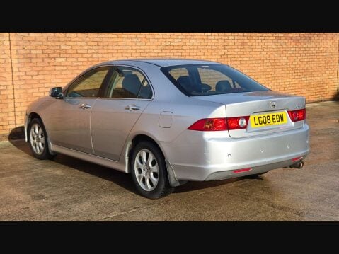 Honda Accord 2.0 Accord EX i-VTec Auto 4dr 10