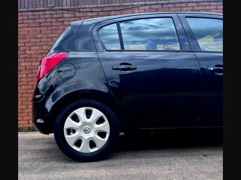 Vauxhall Corsa 1.4 Corsa Exclusive AC 5dr 8