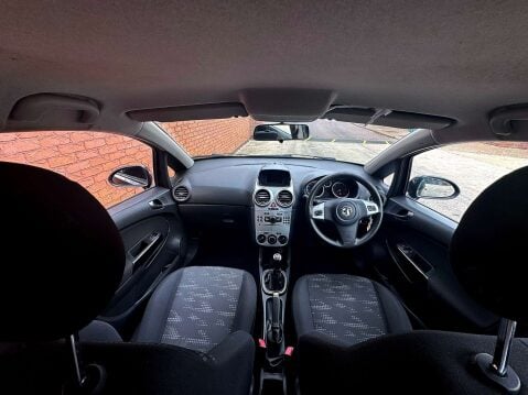 Vauxhall Corsa 1.4 Corsa Exclusive AC 5dr 17