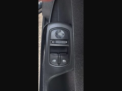 Vauxhall Corsa 1.4 Corsa Exclusive AC 5dr 25