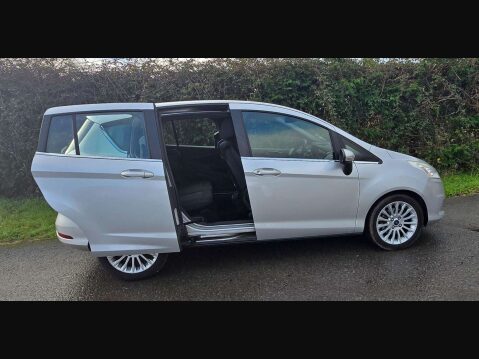 Ford B-Max 1.6 TDCi Titanium Euro 5 5dr 8
