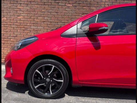 Toyota Yaris 1.3 Yaris Sport VVT-i 5dr 8