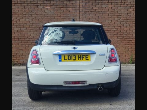 Mini Hatch 1.6 One 3dr 13