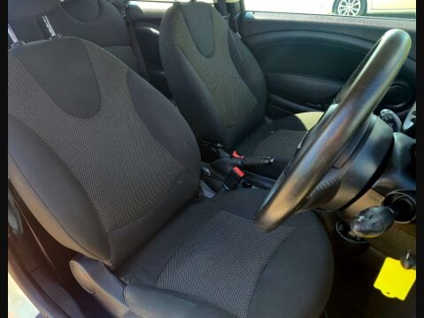 Mini Hatch 1.6 One 3dr 18