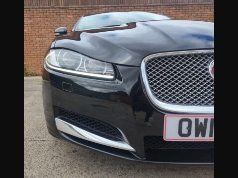 Jaguar XF 3.0 XF Premium Luxury V6 D Auto 4dr 8