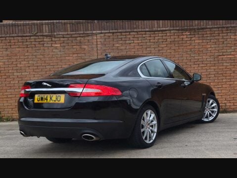 Jaguar XF 3.0 XF Premium Luxury V6 D Auto 4dr 17