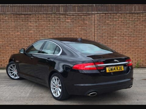 Jaguar XF 3.0 XF Premium Luxury V6 D Auto 4dr 19