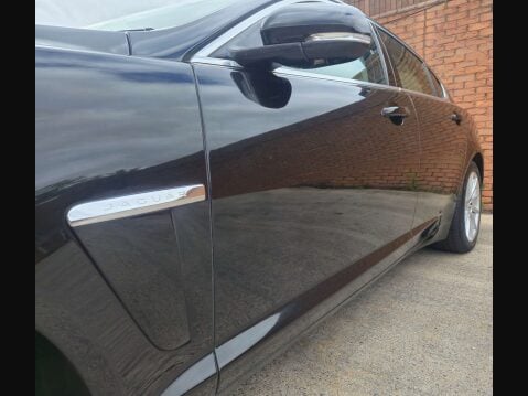 Jaguar XF 3.0 XF Premium Luxury V6 D Auto 4dr 20