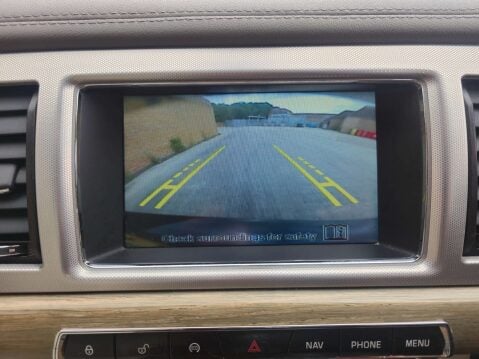 Jaguar XF 3.0 XF Premium Luxury V6 D Auto 4dr 34