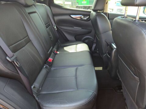 Nissan Qashqai 1.5 Qashqai Black Edition dCi 5dr 29