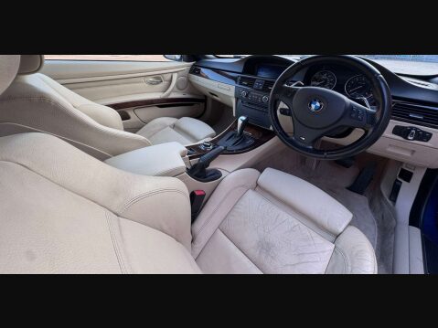 BMW 3 Series 3.0 325i M Sport Auto 2dr 31